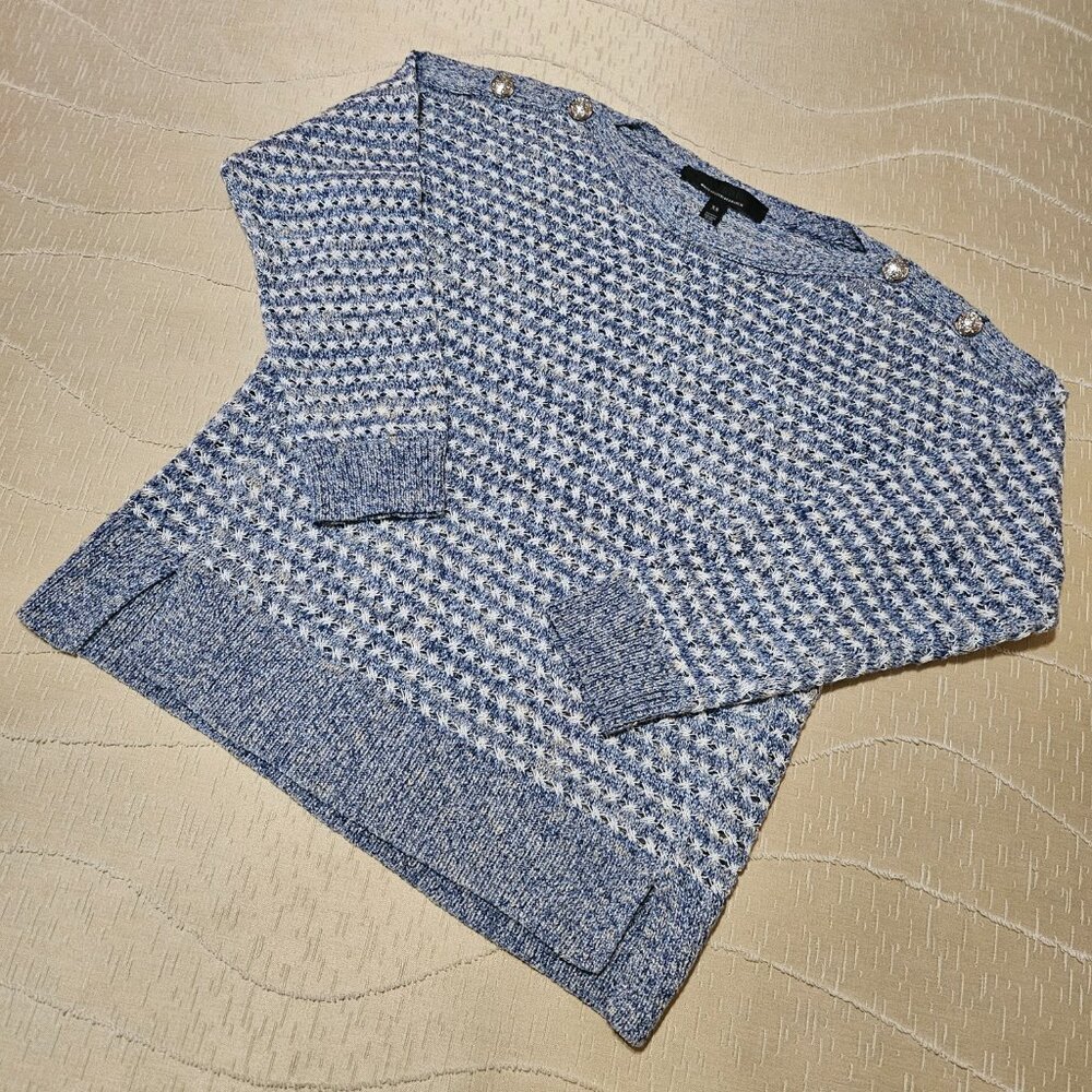 WHBM BLUE WHITE GRAY SWEATER w/ SILVER BUTTON ACCENTS & BANDED HEM & CUFFS SZ XS